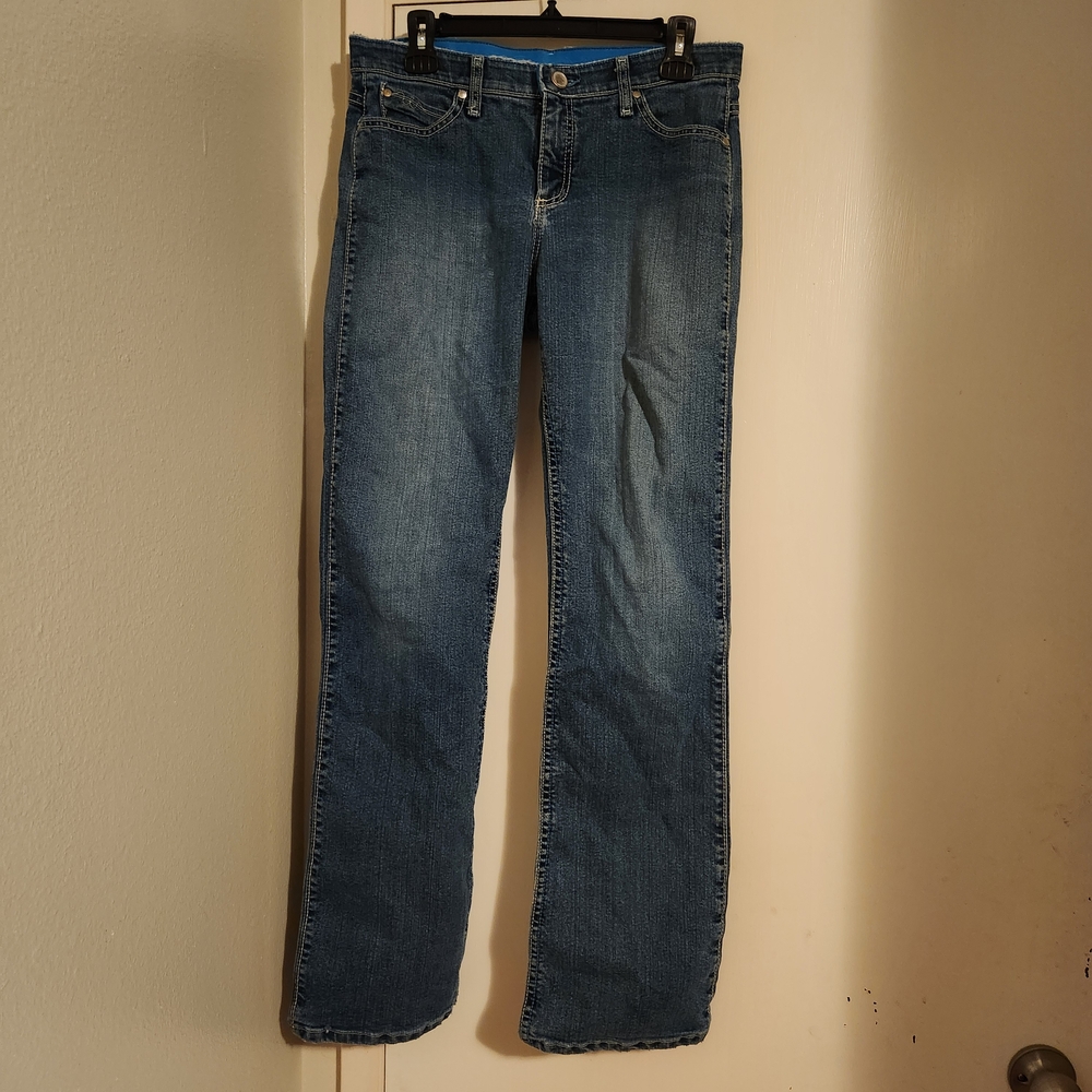 Wrangler Women's Straight Leg Blue Jeans